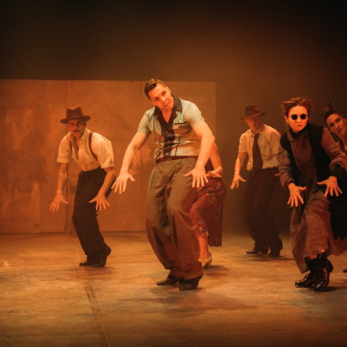 TRAMVAJ DO STANICE TOUHA